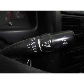 toyota avensis berlina (t 22) del año 2001