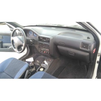 peugeot 106 (s2) del año 2000