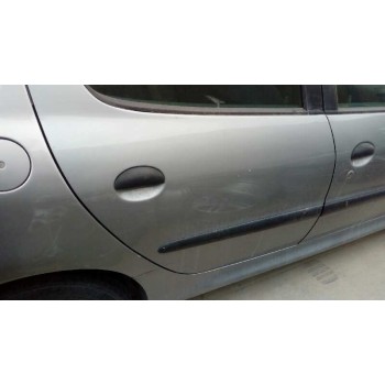 peugeot 206 berlina del año 2002