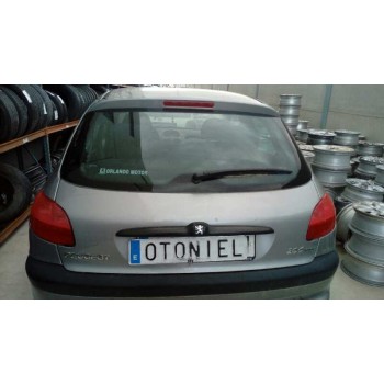 peugeot 206 berlina del año 2002