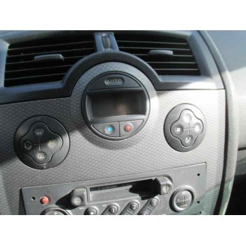 renault megane ii berlina 3p del año 2002