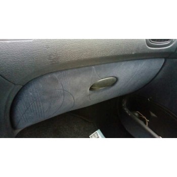 peugeot 206 berlina del año 2002