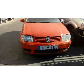 volkswagen polo berlina (6n2) del año 2000