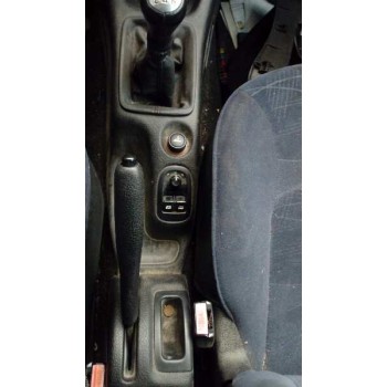 peugeot 206 berlina del año 2002