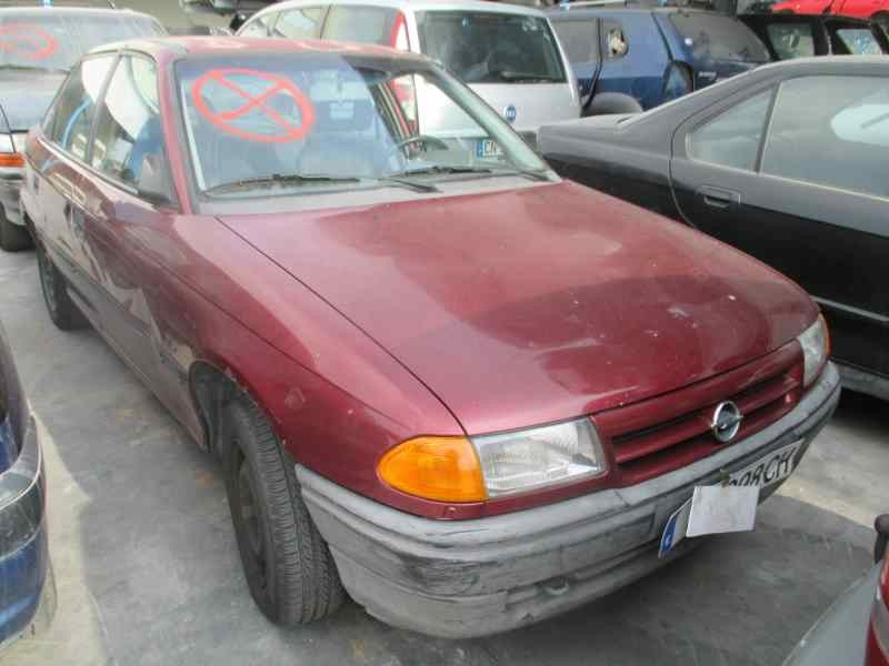 opel astra f berlina del año 1993