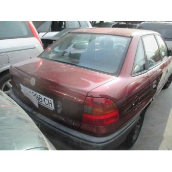 opel astra f berlina del año 1993