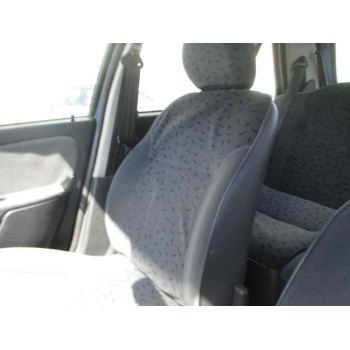 citroën saxo del año 2001