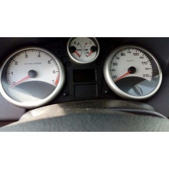 peugeot 207 del año 2009