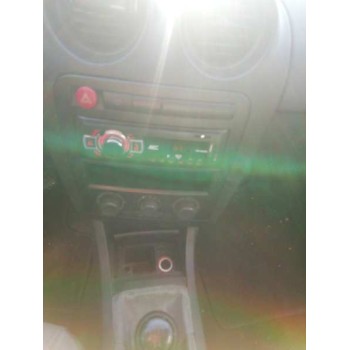 seat ibiza (6l1) del año 2004