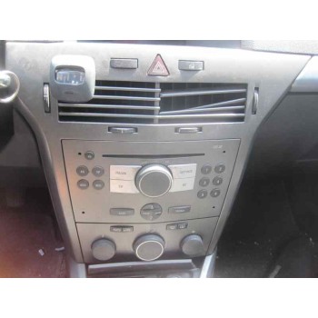 opel astra h berlina del año 2005