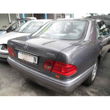 mercedes-benz clase e (w210) berlina diesel del año 1995