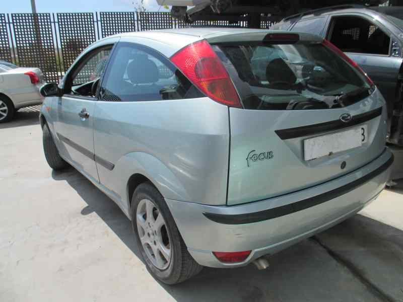 ford focus berlina (cak) del año 2003