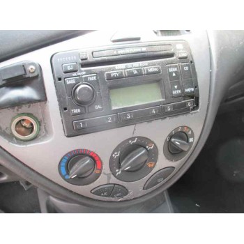 ford focus berlina (cak) del año 2003