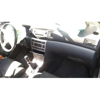 toyota corolla (e12) del año 2004