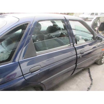 ford escort berlina/turnier del año 1999