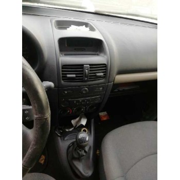 renault clio ii fase ii (b/cb0) del año 2004