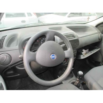 fiat punto berlina (188) del año 2005