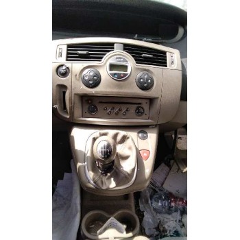 renault scenic ii del año 2006