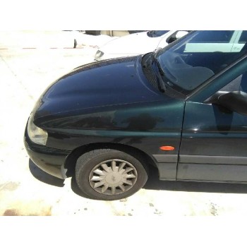 ford escort berlina del año 1996