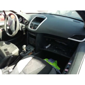 peugeot 207 del año 2006