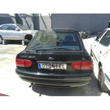 ford escort berlina del año 1996
