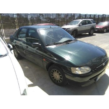 ford escort berlina del año 1996