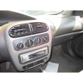 chrysler neon (pl) del año 2000