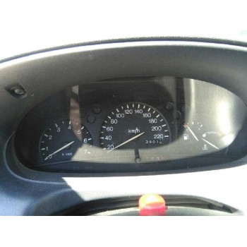 ford escort berlina del año 1996