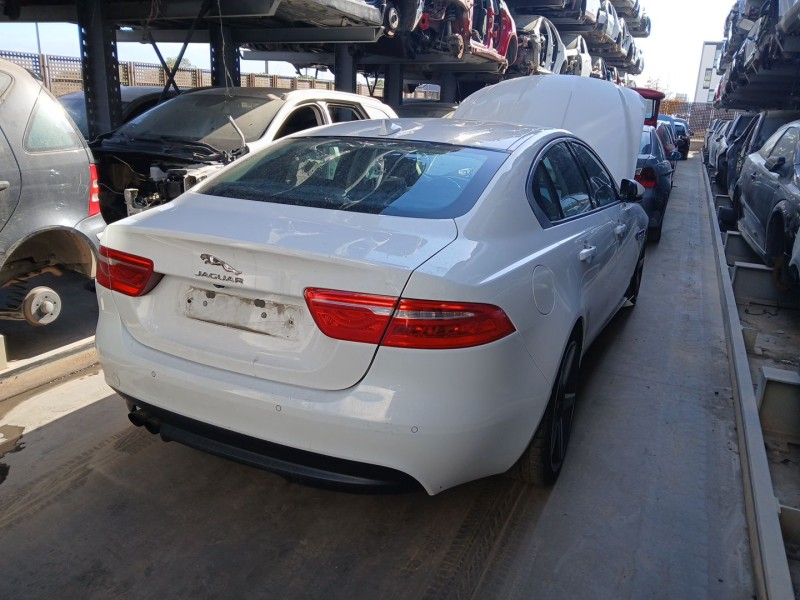 jaguar xe (x760) del año 2016