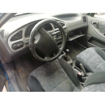 daewoo lanos del año 2000