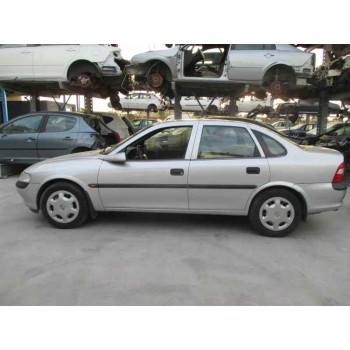 opel vectra b berlina del año 1997