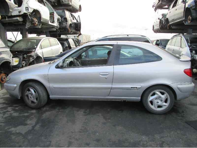 citroën xsara berlina del año 2000