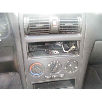 opel astra g berlina del año 2002