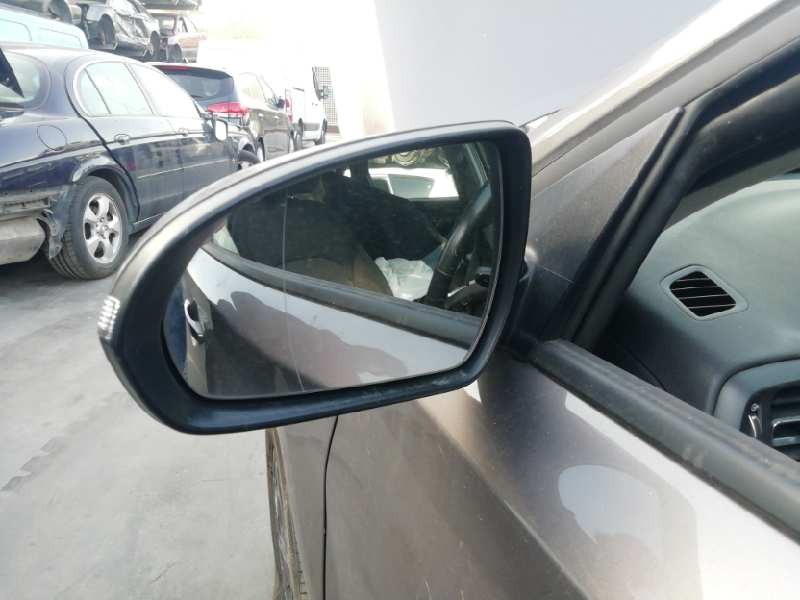 Recambio de retrovisor izquierdo para hyundai i30 cw (pd) family referencia OEM IAM  ABATIBLE 