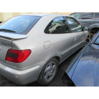 citroën xsara berlina del año 2000