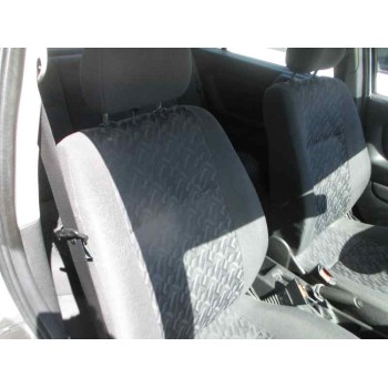 opel astra g berlina del año 2002