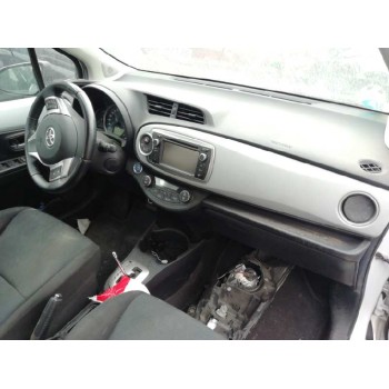 toyota yaris del año 2013