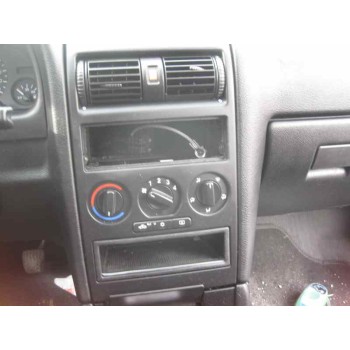 opel astra g berlina del año 1998