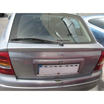 opel astra g berlina del año 2002