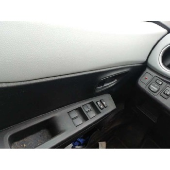 toyota yaris del año 2013