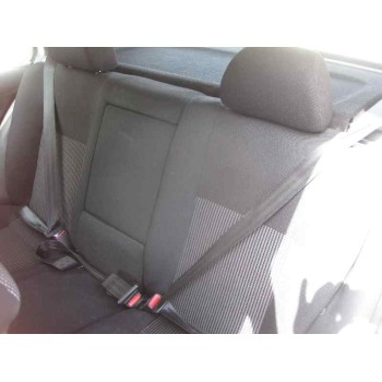 volkswagen golf iv berlina (1j1) del año 2000