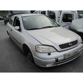 opel astra g berlina del año 1998