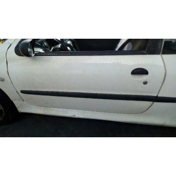 peugeot 206 berlina del año 2000