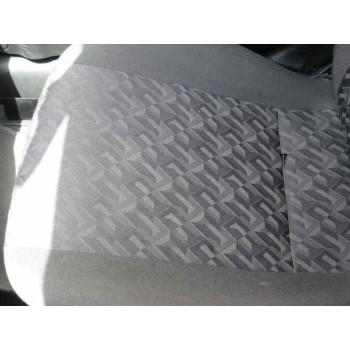 opel astra g berlina del año 2002