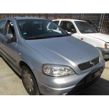 opel astra g berlina del año 2002