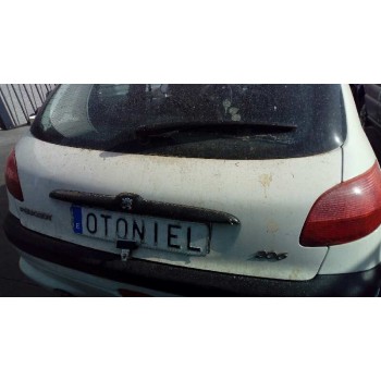 peugeot 206 berlina del año 2000