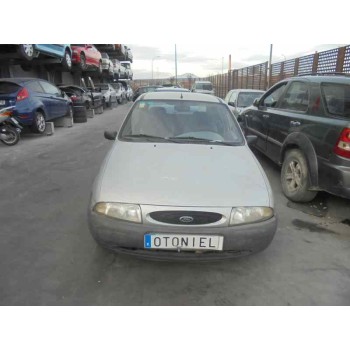 ford fiesta berlina del año 1996