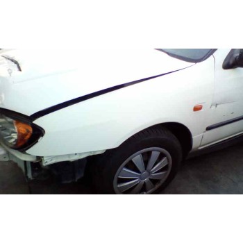 nissan primera berlina (p11) del año 2001