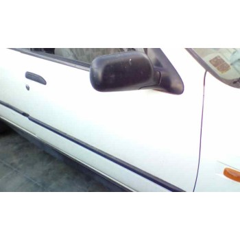 nissan primera berlina (p11) del año 2001