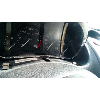 peugeot 206 berlina del año 2000